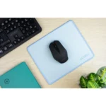 Mouse Pad ACTECK VIBE FLOW MT430 / Superficie Plana Y Suave / Costura En Borde / Base Antideslizante / 26x21cm / Azul Claro - Image 3